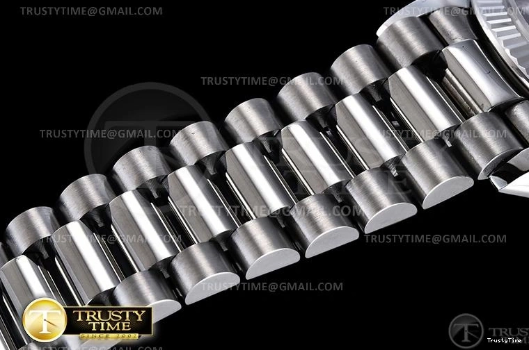 0421 Refined RDD0224H – DayDate 36mm 750